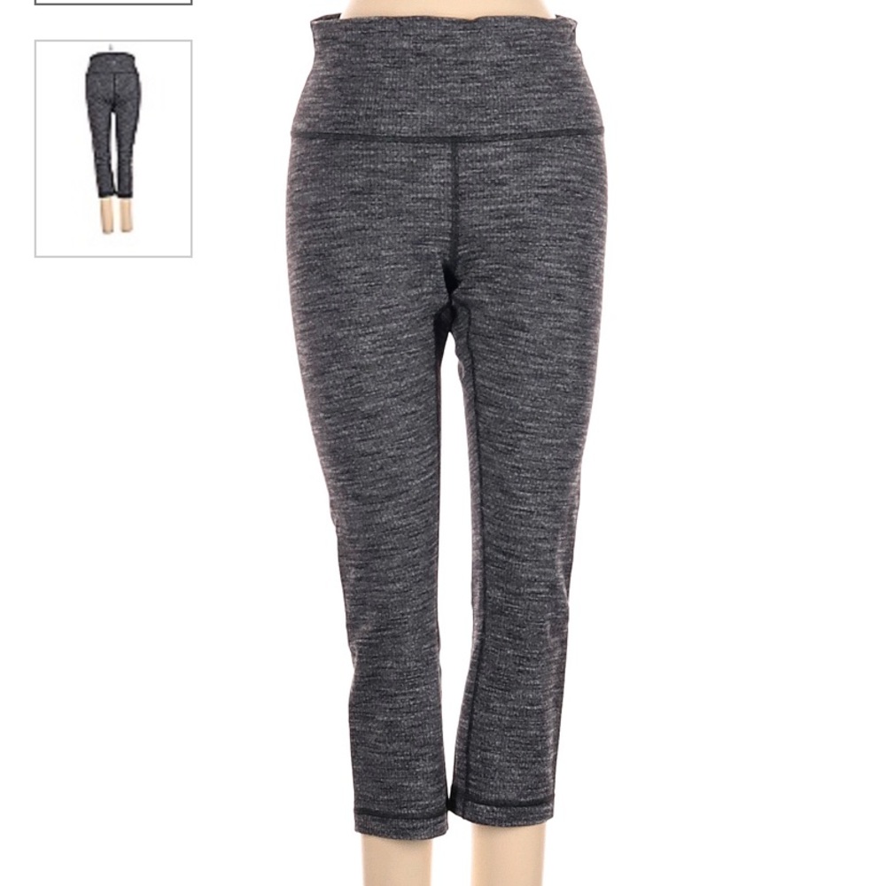 Lululemon leggings size 2 heather grey cropped 21” inseam